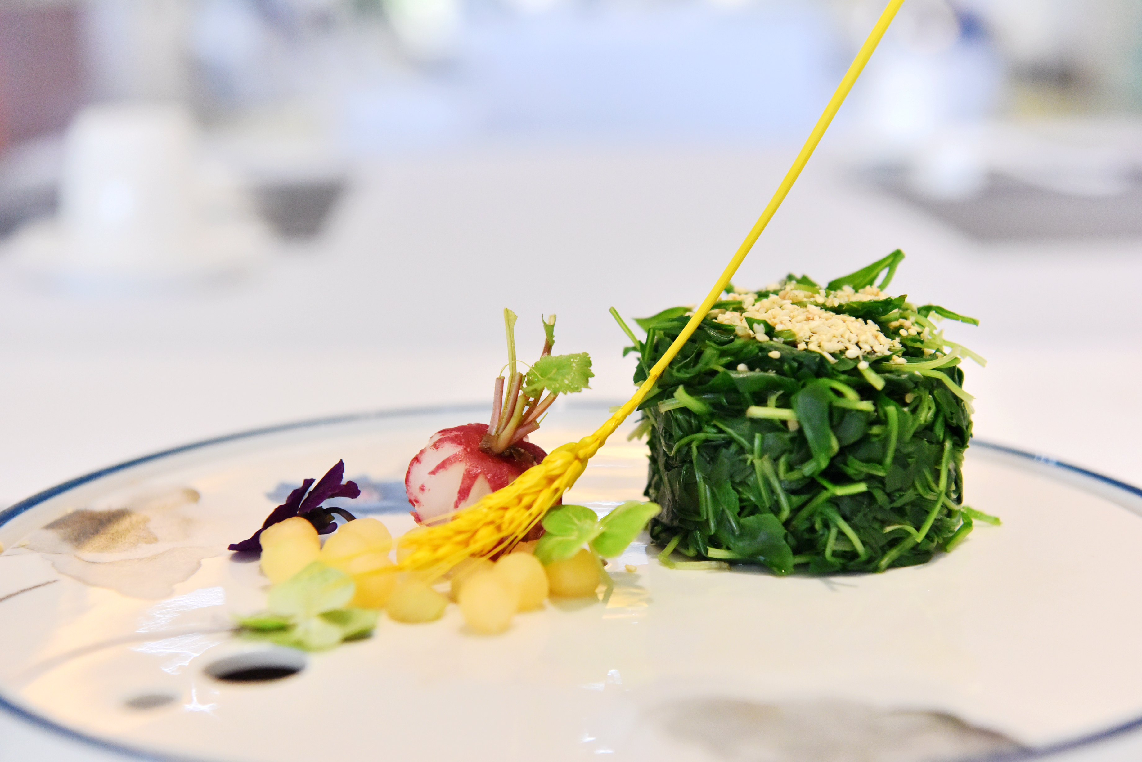 芝麻盐拌马兰头.jpg 芝麻盐拌马兰头.jpg